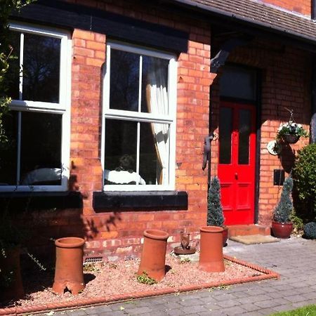 Formby Guest House Esterno foto